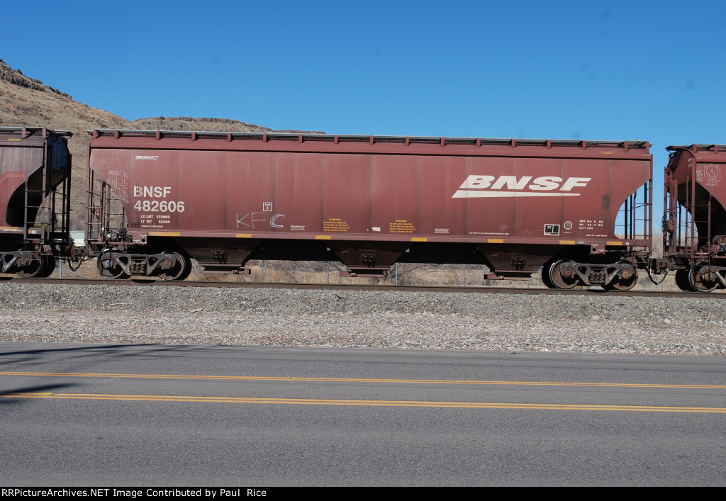 BNSF 482606